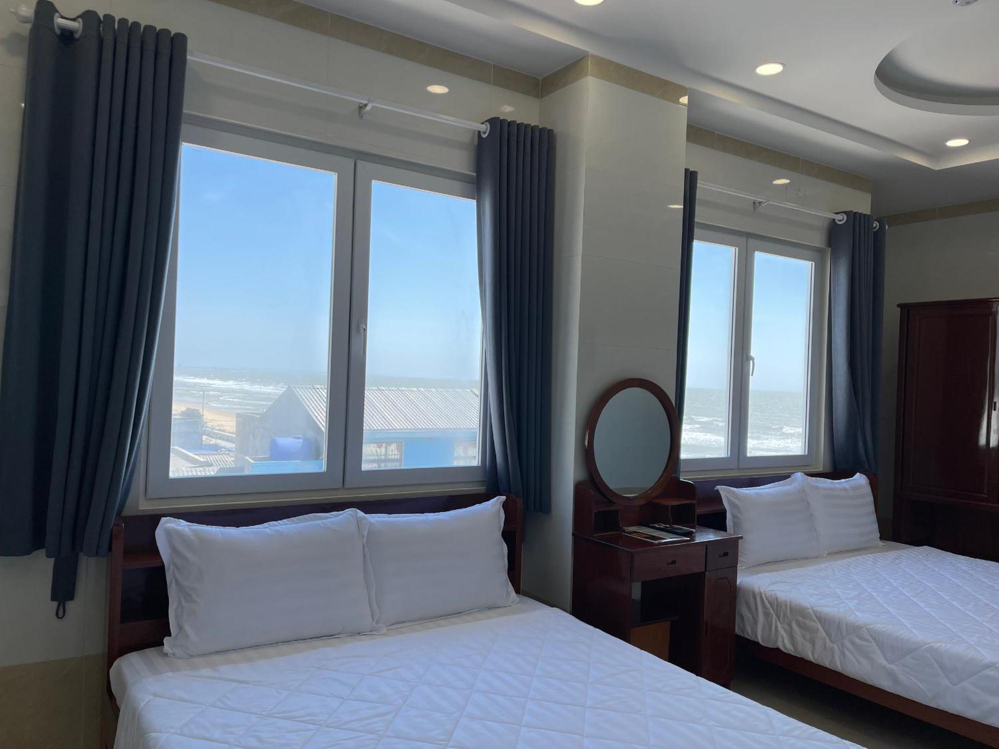 Khach San A68 Hotel Long My Bagian luar foto
